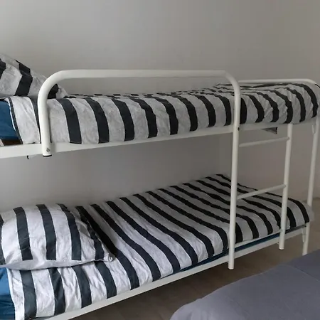 Modern Met Uniek Zeezicht Apartamento