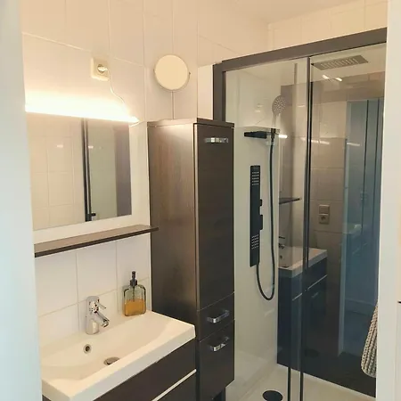 Modern Met Uniek Zeezicht Apartamento *
