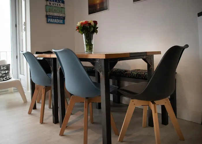 Appartement Modern Met Uniek Zeezicht *